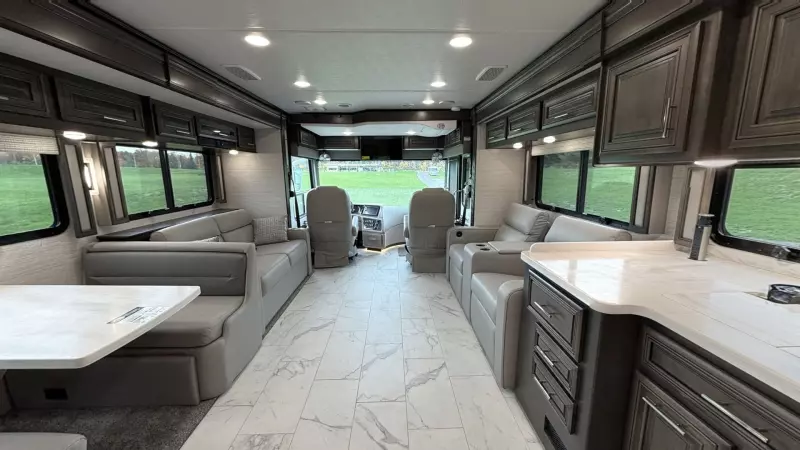 37B Floorplan Main Room