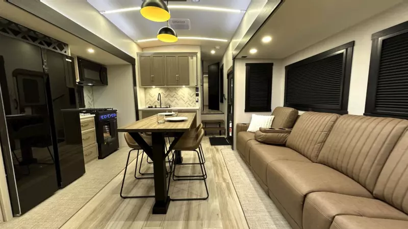 376FAM Floorplan Main Room