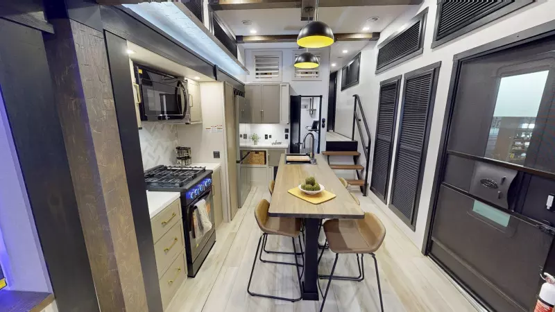 ROOST43 Floorplan Main Room