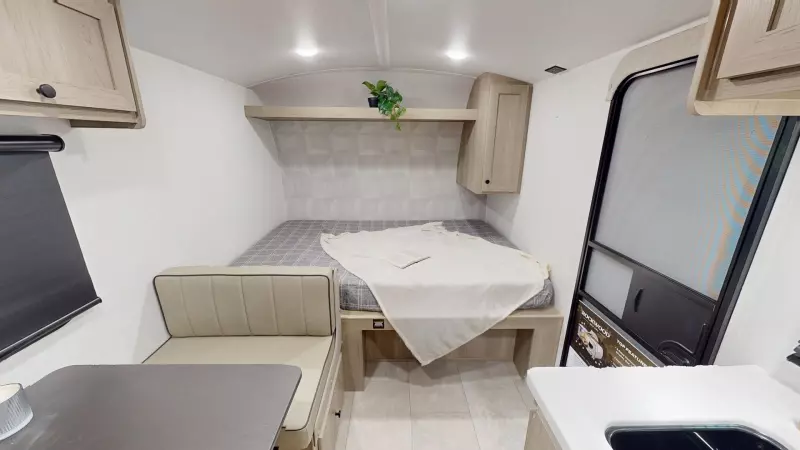 Rockwood Geo Pro Main Room